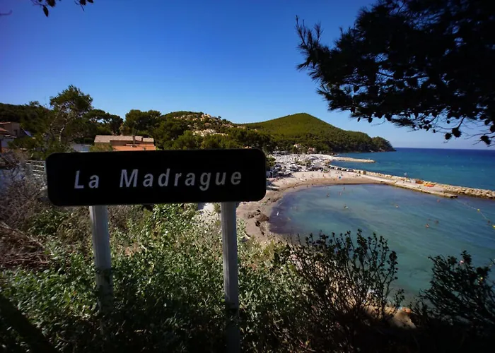 3 Min A Pieds & 200 M De La Grande Plage Des Lecques - Terrasse Et Jardin - Fabuleux T2 - Carre D\'Or