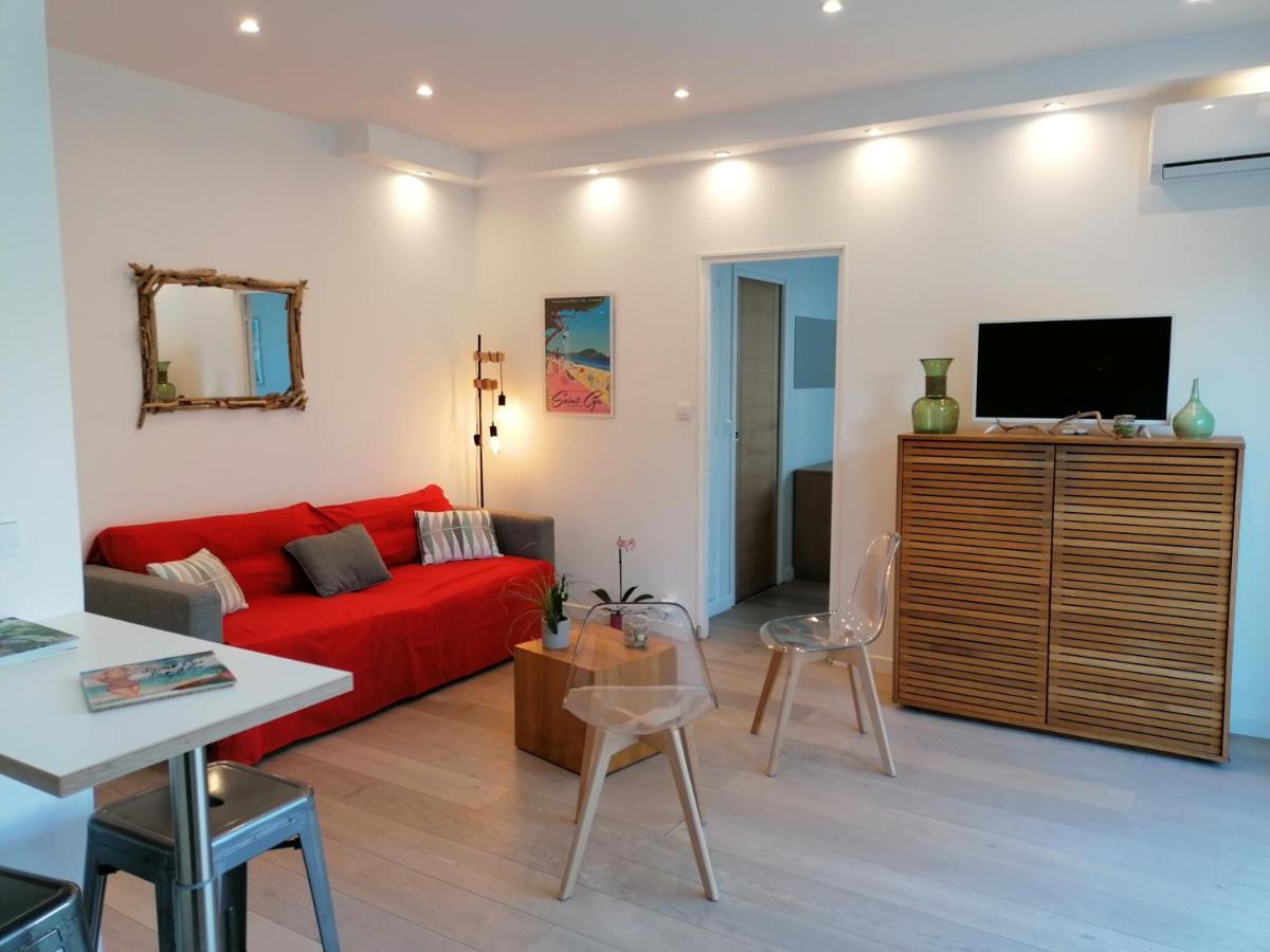 3 Min A Pieds & 200 M De La Grande Des Lecques - Terrasse Et Jardin - Fabuleux T2 - Carre D'or Apartment *